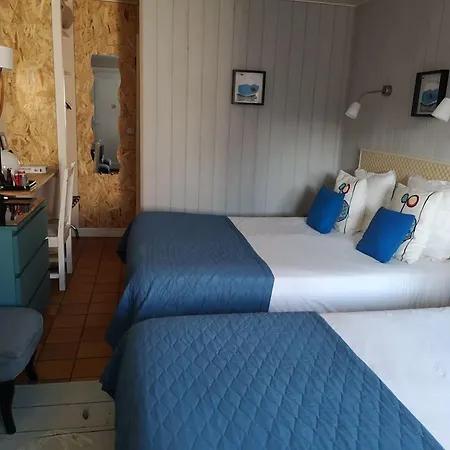 Monet Hotel 3*