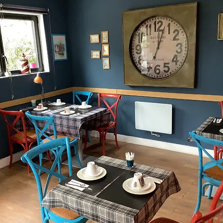 Monet 3* La Rivière-Saint-Sauveur