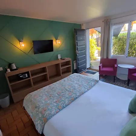 Monet Hotel La Riviere-Saint-Sauveur