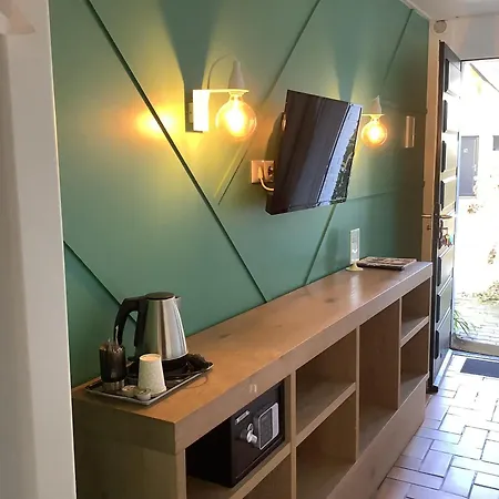 Monet Hotel 3*