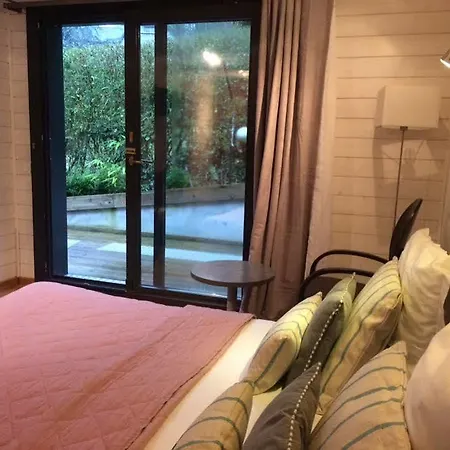 Hotel Monet La Rivière-Saint-Sauveur