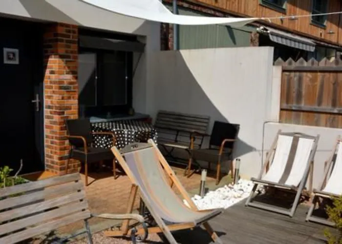 Monet Hotel La Riviere-Saint-Sauveur